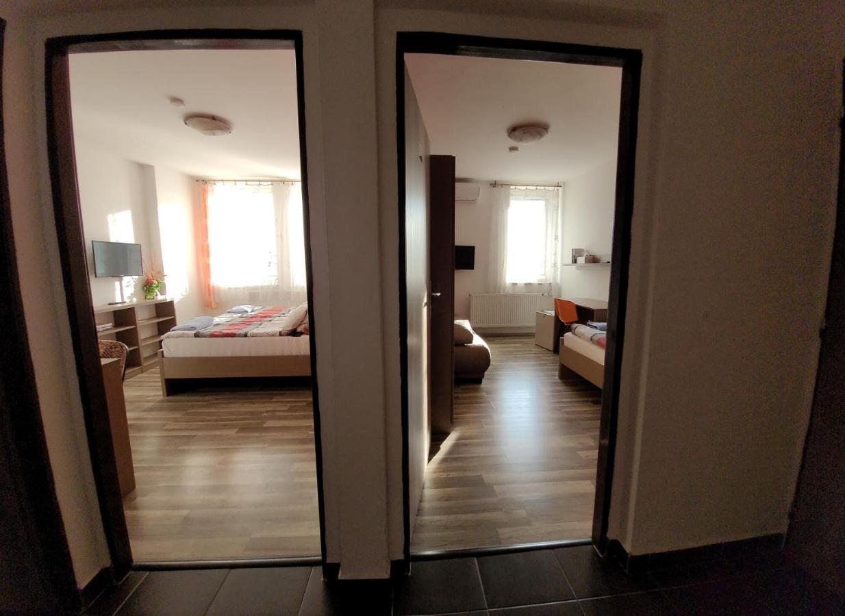 Hotel Gol Prostějov 外观 照片