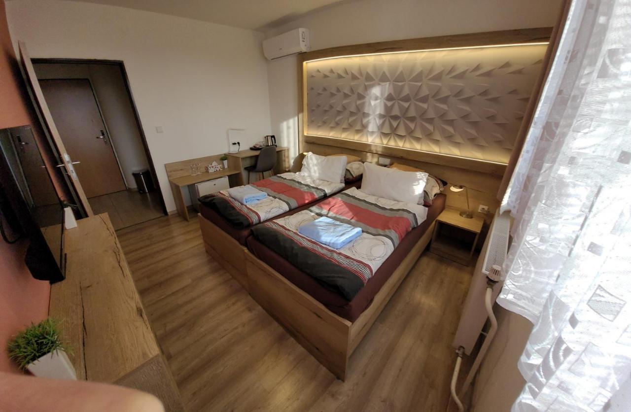 Hotel Gol Prostějov 外观 照片