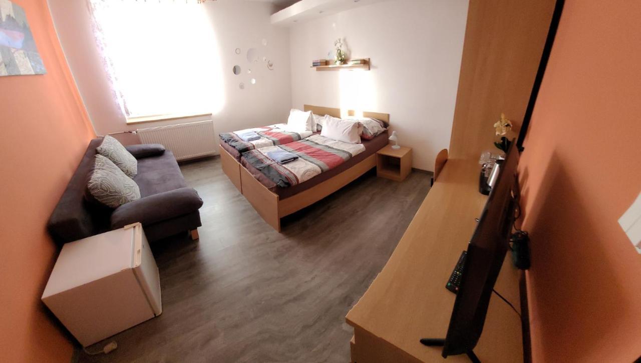 Hotel Gol Prostějov 外观 照片